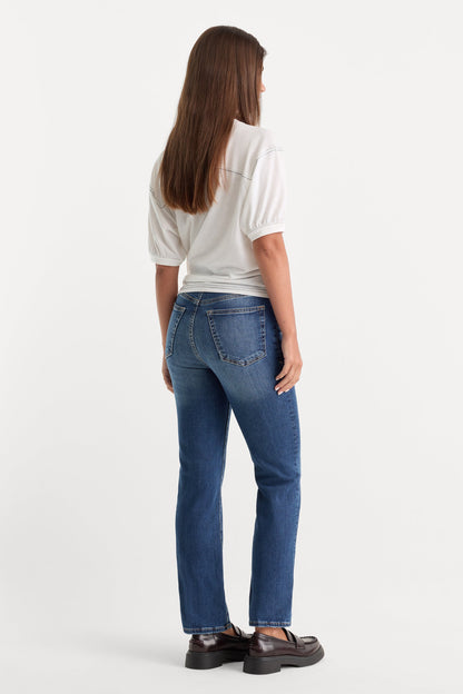 Always Fits Good Legs Straight Jeans